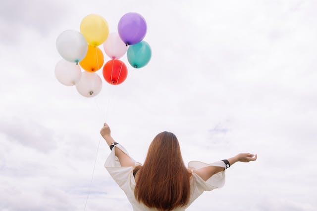 Verras Je Geliefde met Heliumballonnen: Liefde in de Lucht